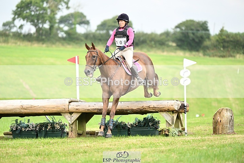 240831A-115324-01975 - 109-Philippa.Watkins-CT.AURENDA