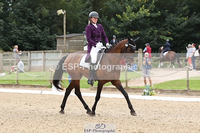 240810-135424-03396 - 153-Nicola.Kayes-BOSS.X