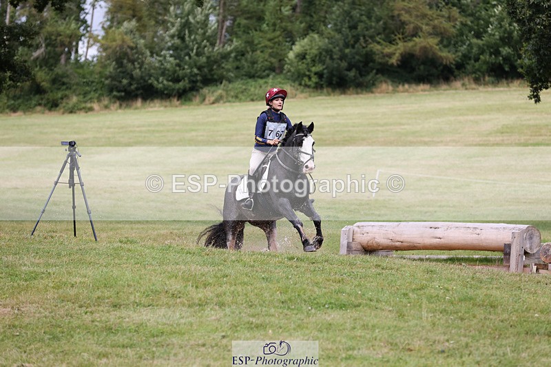 240825X-155345-36352 - 80cm XC 15.30 to 16.30