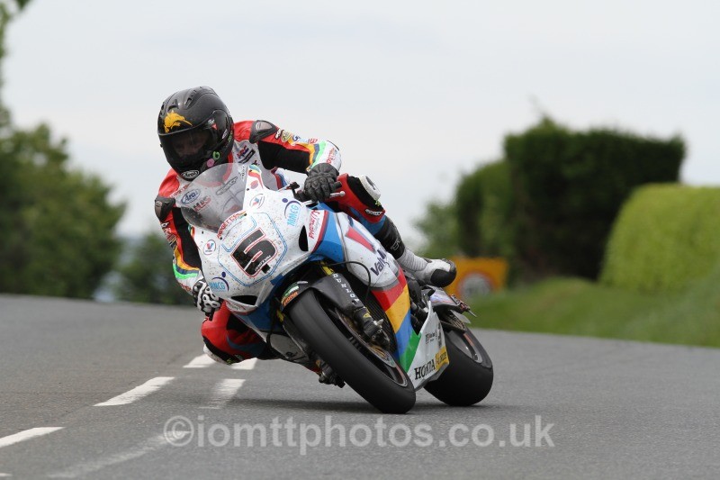 Bruce Anstey Honda / Valvoline Racing by Padgetts Motoc - Pokerstars Senior TT