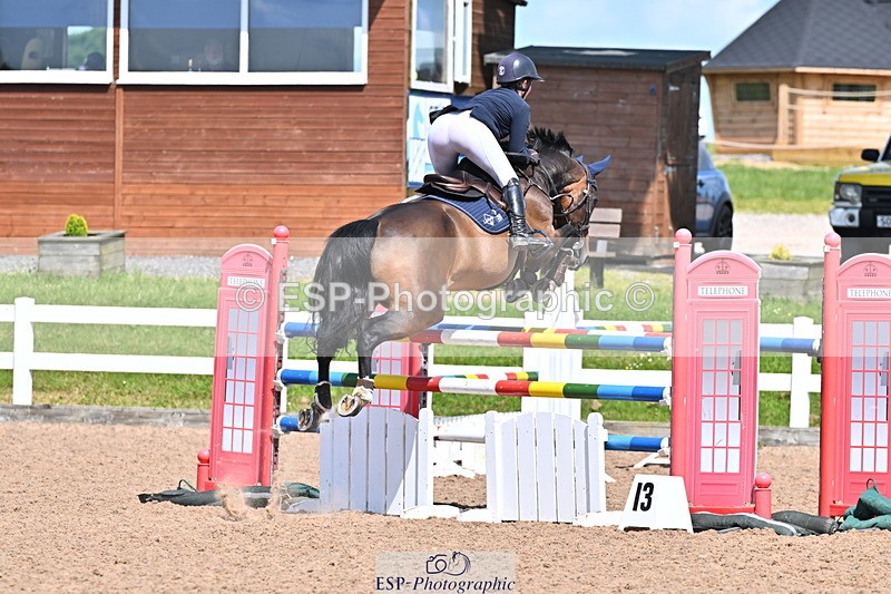 240619A-154047-00923 - Cls 5 Snr Foxhunter and 1.20m Open