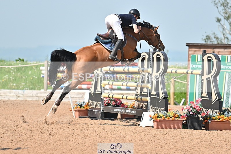 240512A-110525-17474 - Cls 48 National 1.30m Open