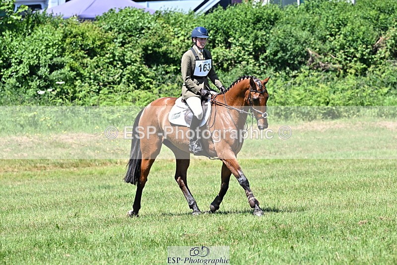 250522B-124002-02134 - 163-POLLAN.HASSEBERG-Olivia.Minihane