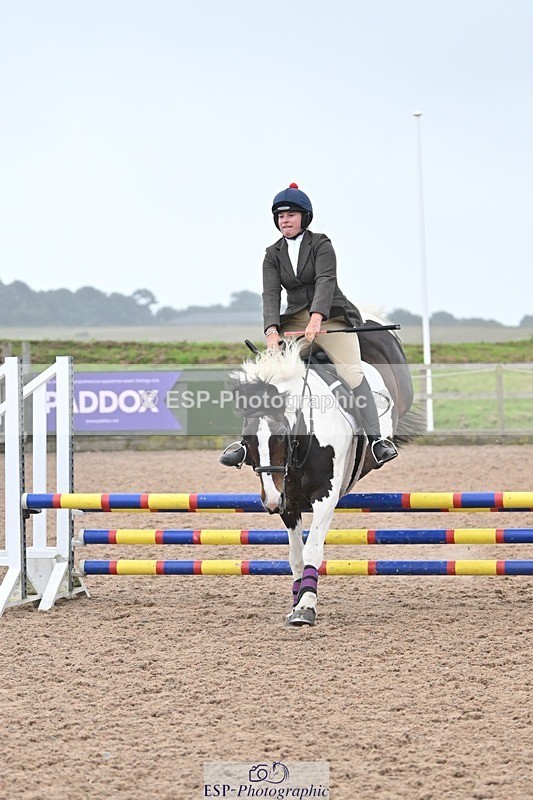 240813-175028-00514 - Classes 5 A&B & 6 80cm