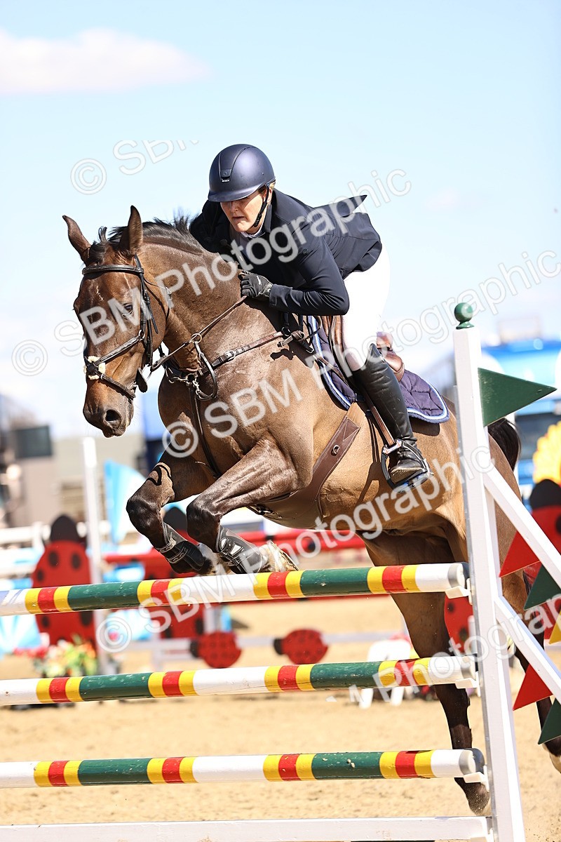 SBM_015685 - Class 16 - Senior foxhunter - 1.20m Open