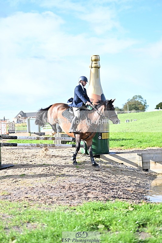 240912A-171610-02700 - Cls 7 Snr 90cm Open Speed Derby