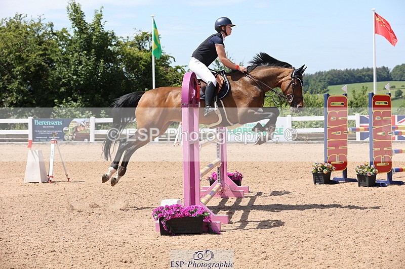 240718A-130300-05373 - Cls 9, 1 Star Bronze Tour 1.10m