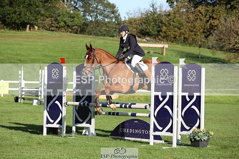 231022-100138-24270 - 648-FRIARSHILL.CHARLES-Caroline.Wilkinson-TrotUp+SJ