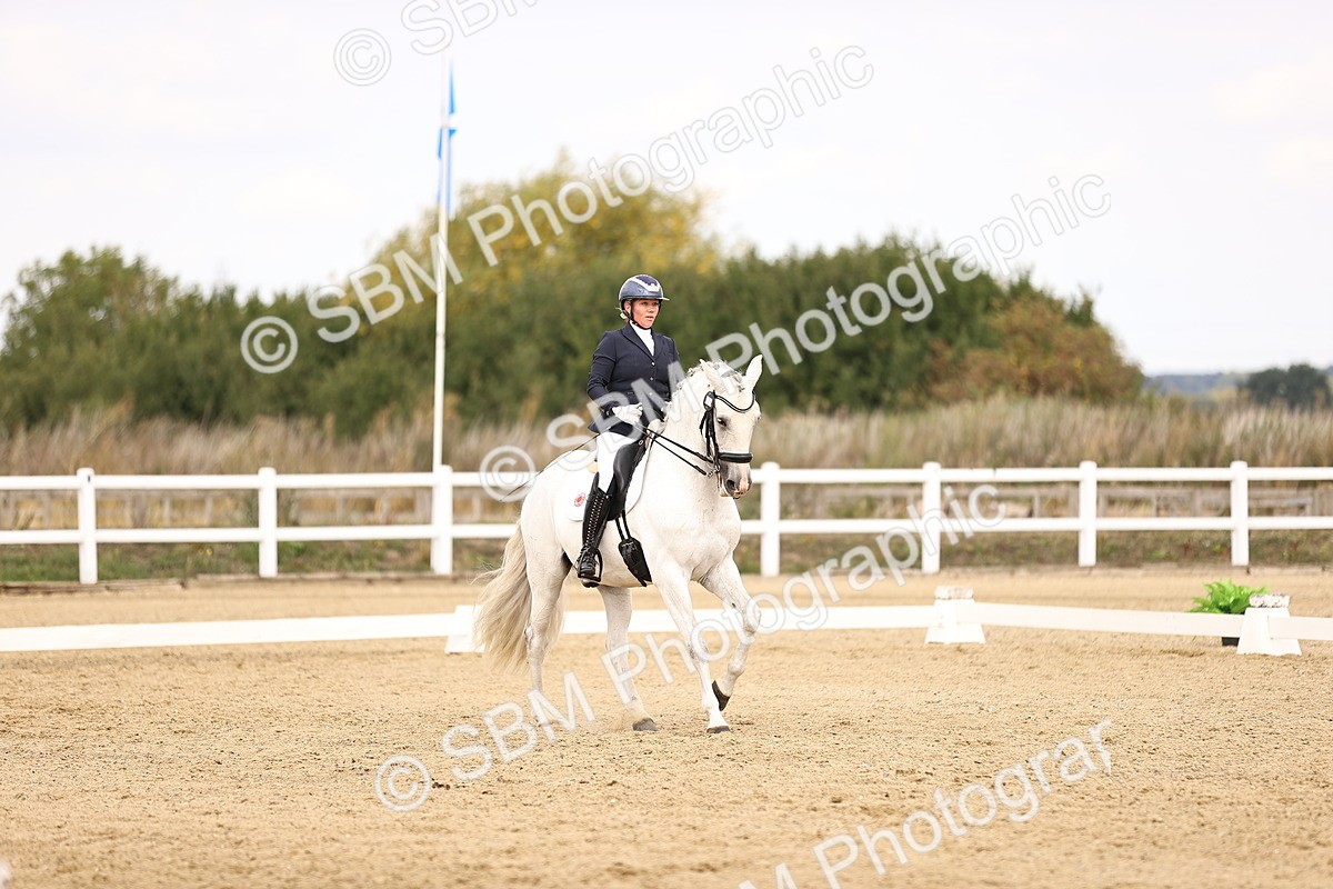 SBM_012969 - Class 2 - Advanced Medium 5 - 10.35-11.55