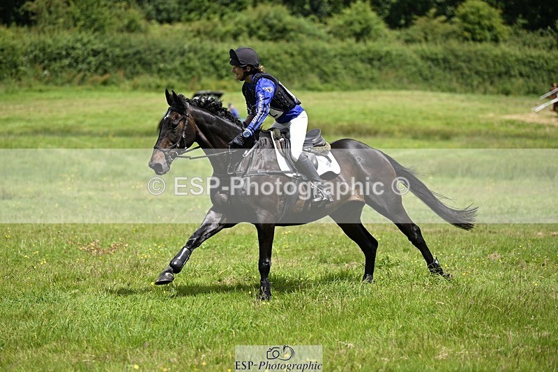 240630-122042-00847 - 912-Sarah_Higman-Hello_Ditto