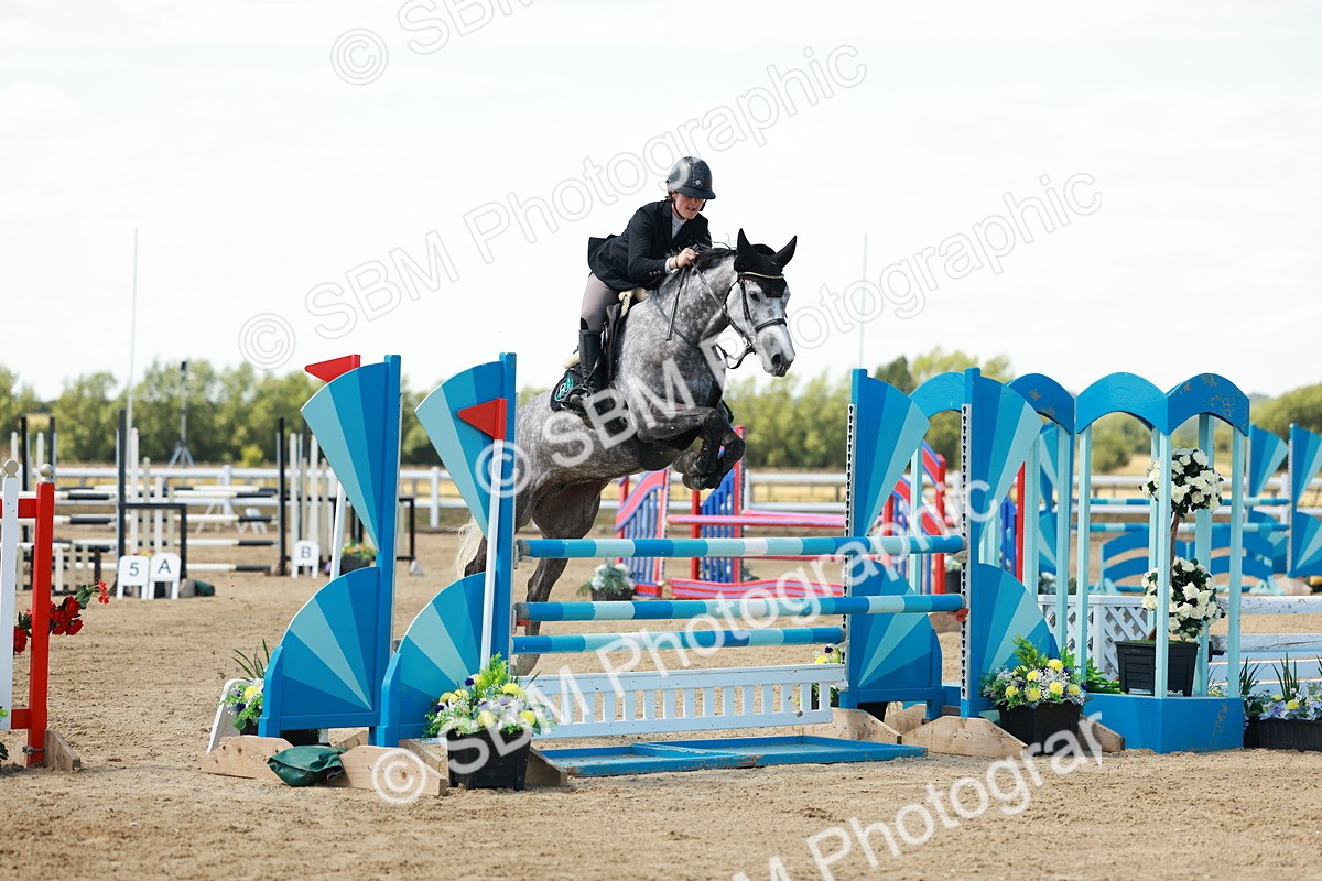 SBM_007479 - Class 3 - Senior Newcomers - 1.10m Open