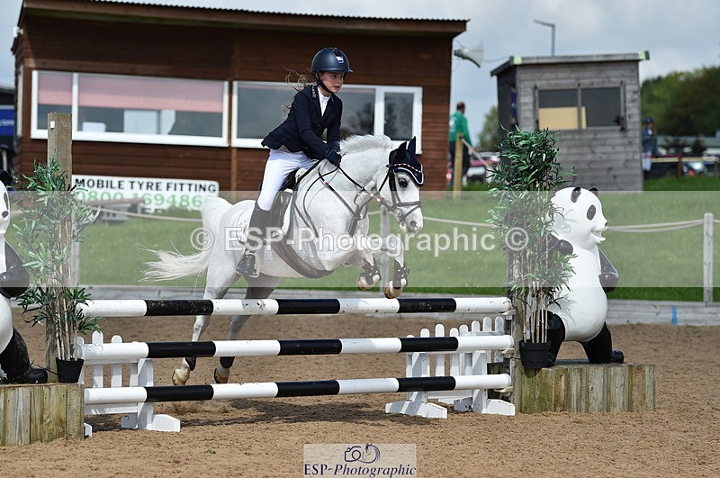 230902A-130956-01339 - Cls 3A Pony Medium 80cm