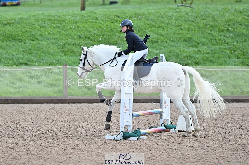 231029A-094017-02474 - 60cm Club and Schools