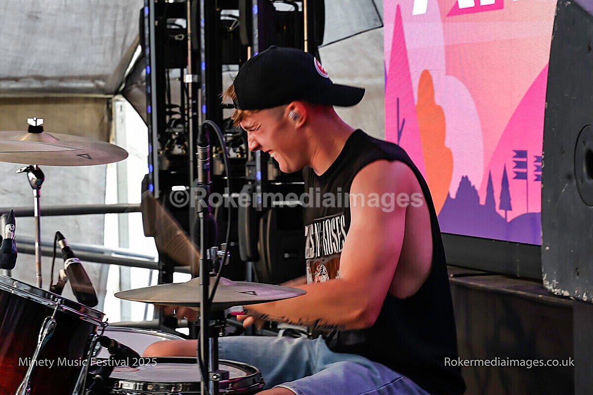 _MGL7248 - MINETY 2025