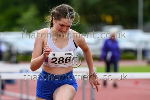 ComMast25-929117 - Track Female Set One