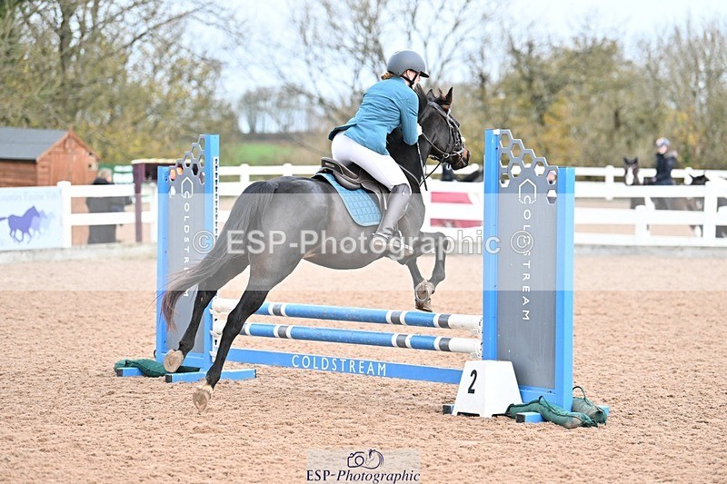 241117X-083246-03079 - Cls 02s Pony intro 70cm