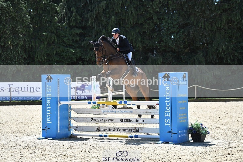 230707-122534-07384 - Cls 16 Newcomers & 1.10m Open