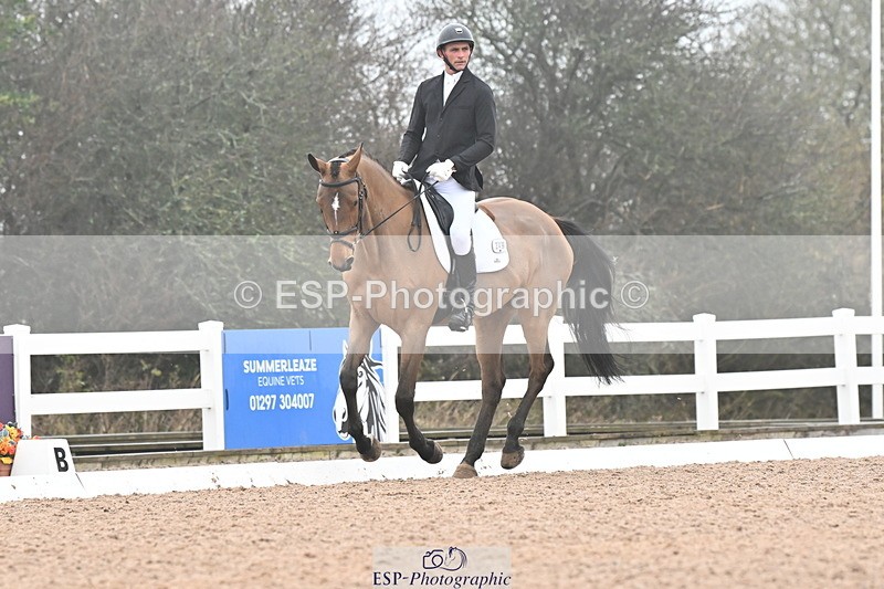 240217A-112100-01303 - 249-Joe.Roome-Acqua.Marina.Della.Caccia