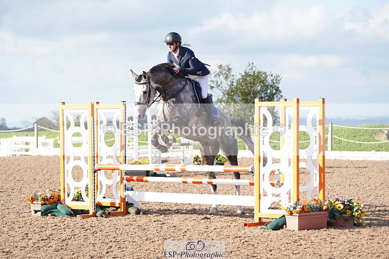 241005A-094032-04315 - SAT Cls 8 Snr British Novice & 90cm Open