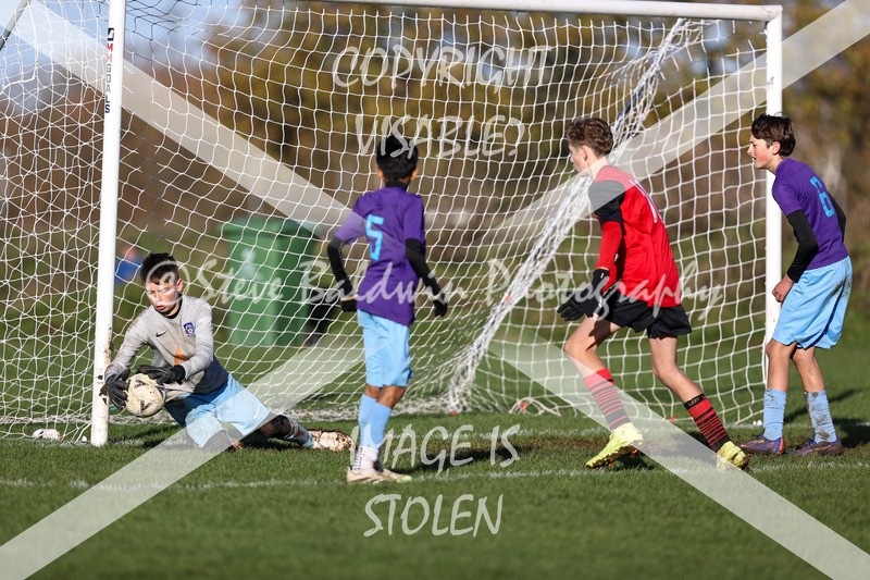 1DX32470 - 2025-11-23 FC Abbey Meads U13 Purple V Highworth Town Junior FC U13 T