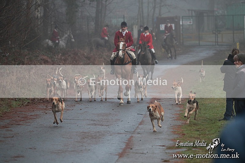 HUPY 261224 137 - Pytchley with Woodland Hunt Boxing Day Meet 26th December 2024