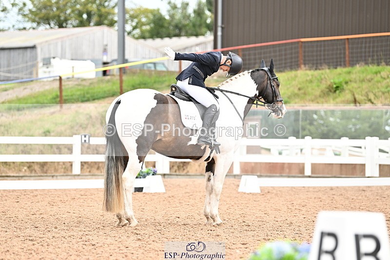 240817A-105551-07244 - 272-Victoria.Lance-Homefarm.Helios