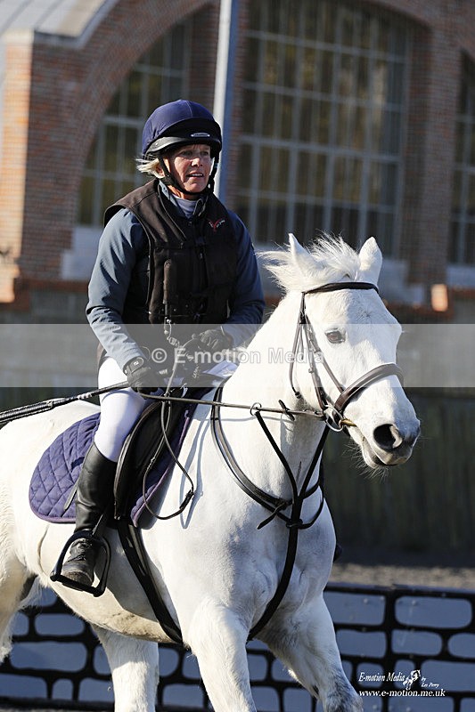 _EST0026 - Bourne Valley Riding Club Winter Showjumping 27/03/22