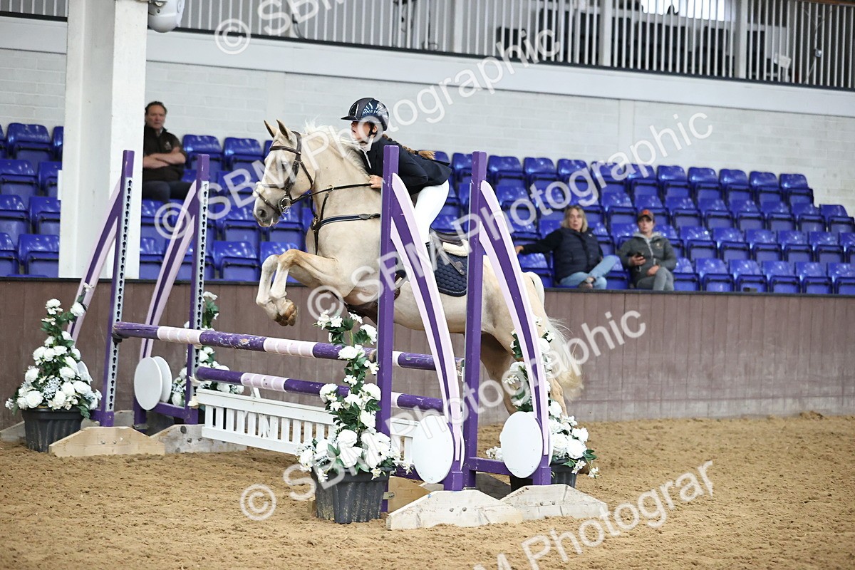 SBM_003503 - Class 11 - Springboard 128cm 138cm Restricted 85cm 95cm