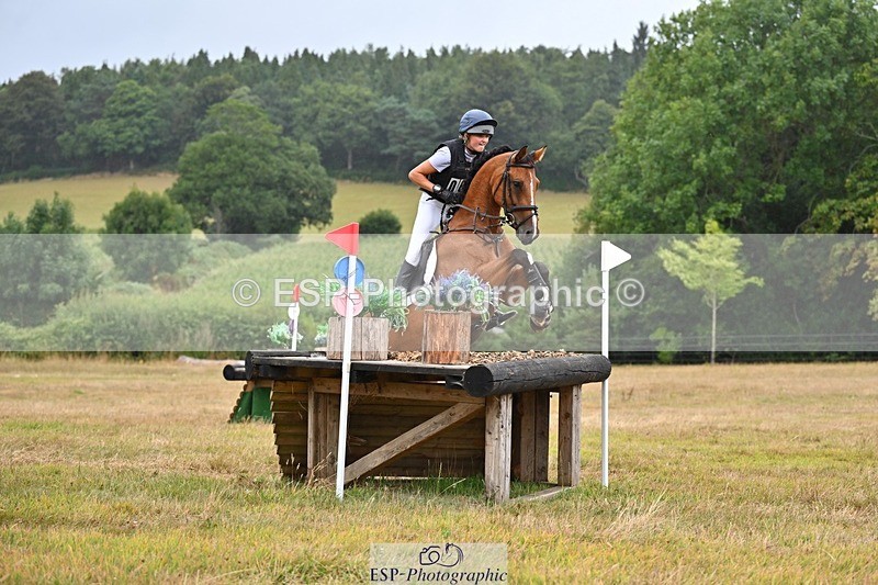 250803A-125616-13544 - N-609-Sarah.Marshall-NEW.KIDZ.VAN.HET.EELSHOF