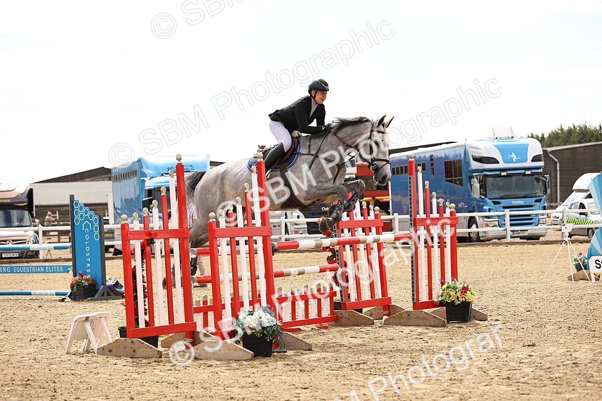 SBM_009512 - Class 8 - Senior Newcomers - 1.10  Open