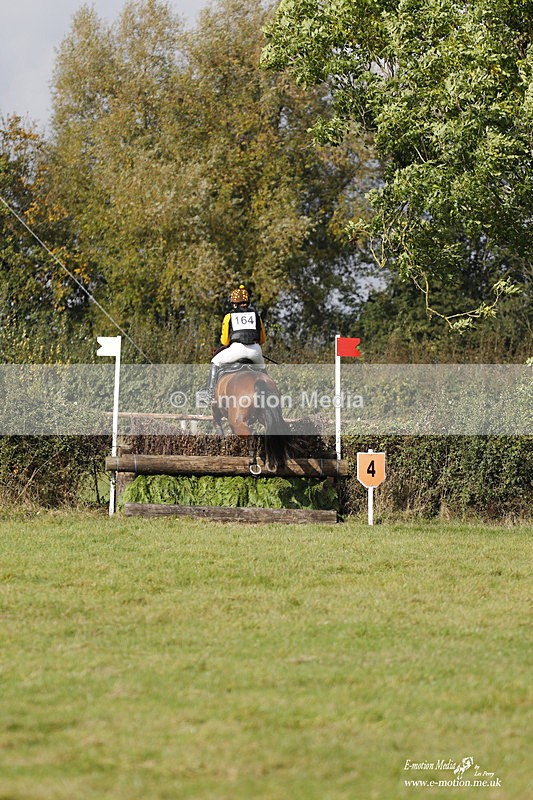  WWHT 171021 3003 - Intermediate (0.90m)  17/10/21