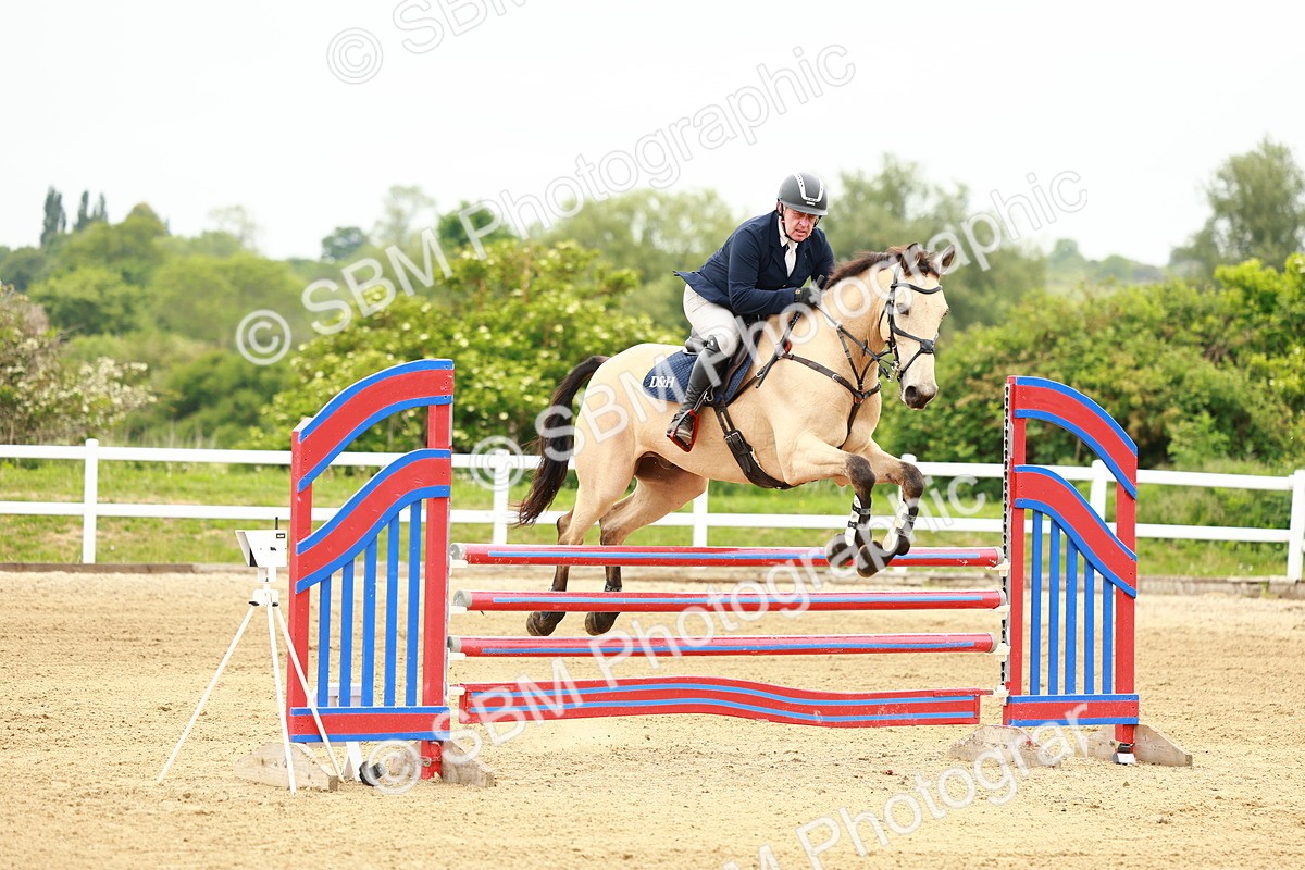 SBM_001023 - Class 4 - Senior Newcomers - 1.10m