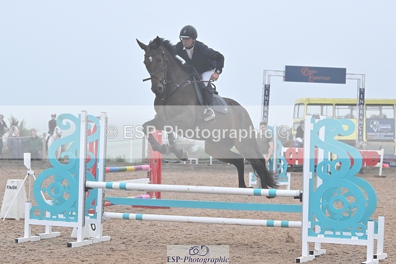 240813-193549-00974 - Classes 7 A&B 90cm