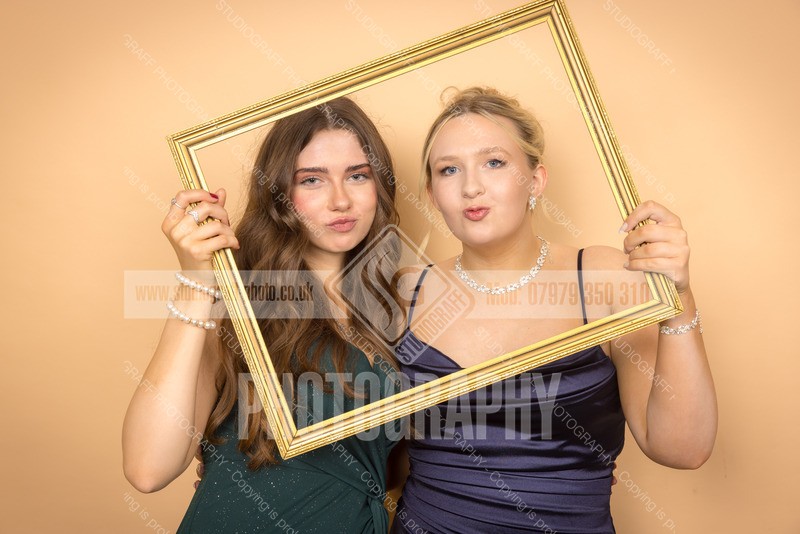 R5L1_2517 - Thurso high school 2025 - Senior prom