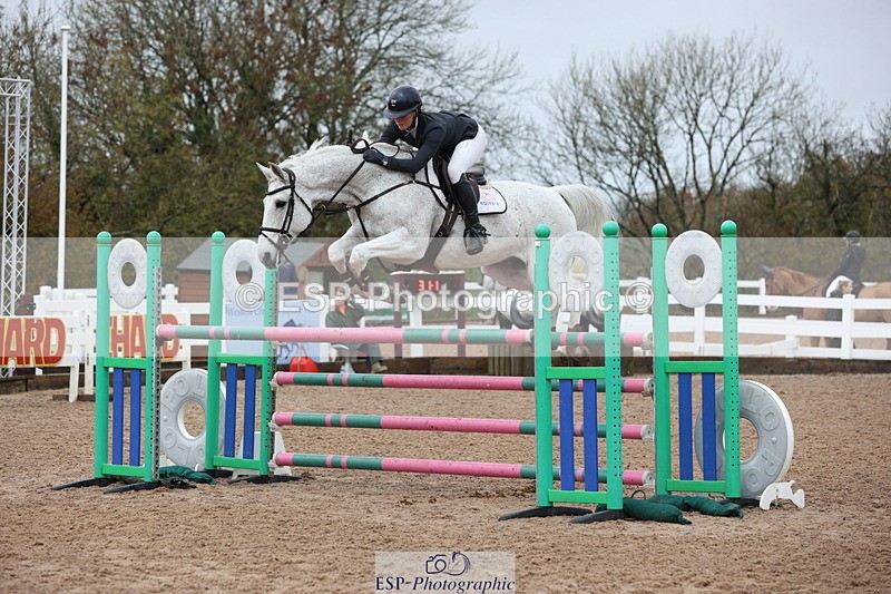 231112A-145256-05047 - Cls 21 Foxhunter & 1.20m Open