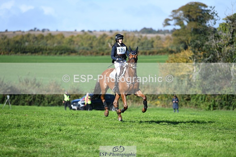 251024A-124243-11659 - B-139-Kirsty.Short
