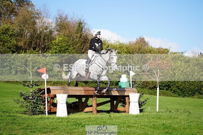 241026-140438-13920 - 549-Hannah.Wells-DEARDS.SIR.KNIGHT
