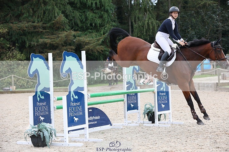 230908-160125-02716 - Cls 8 Snr 1.05m Open