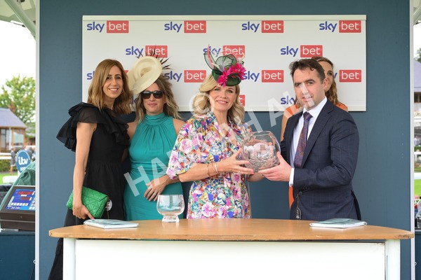 yr20082021r7-55 - Race 7 5.10pm Sky Bet Mile