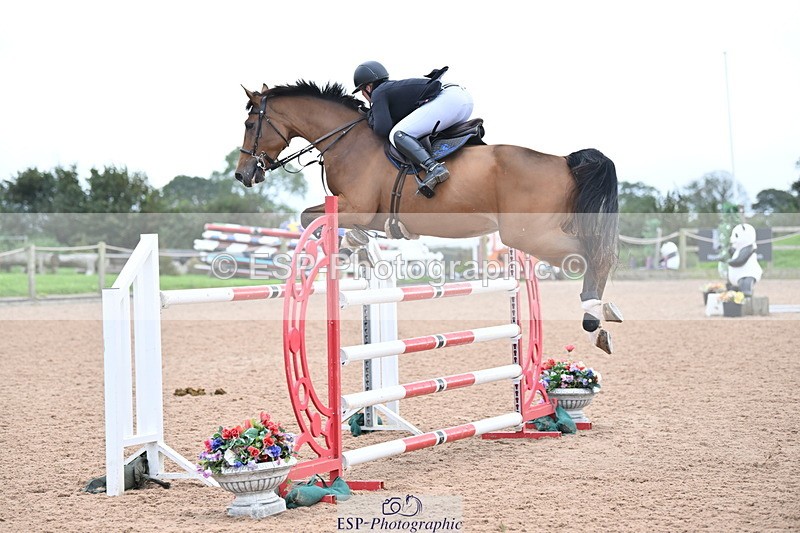 231013A-141915-02653 - Cls 9 Foxhunter & 1.20m Open