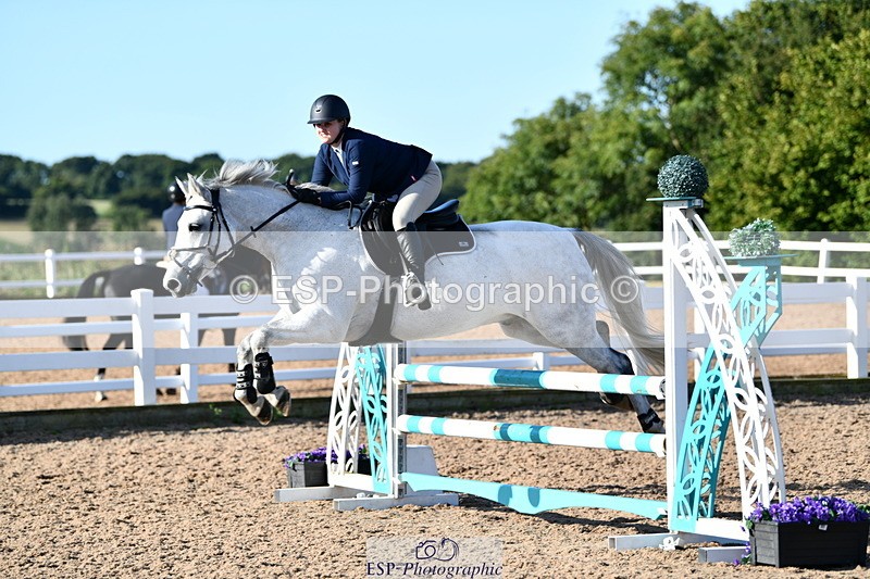 240913A-090700-02846 - Cls 20 Snr British Novice and 90cm Open