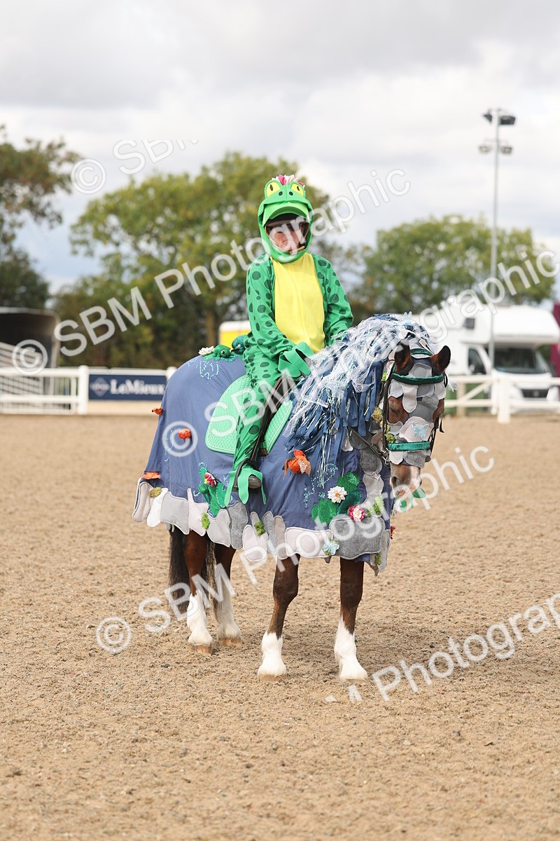 SBM_05060 - Class 21 - Fancy Dress