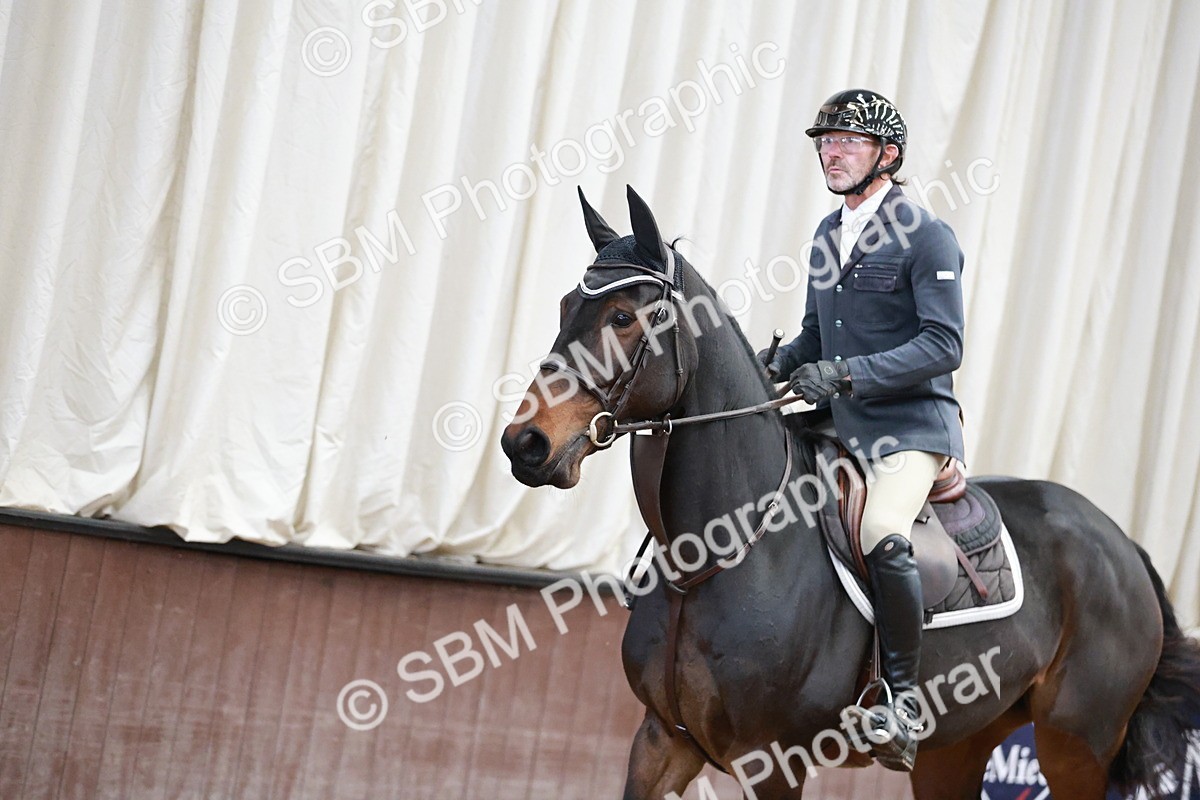 SBM_004153 - Class 11 - Senior Newcomers - 1.10m