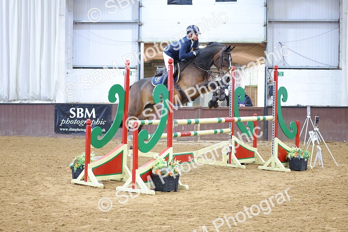 SBM_010552 - Class 23 - Senior Newcomers/ 1.10m Open - First Round (1.10m)