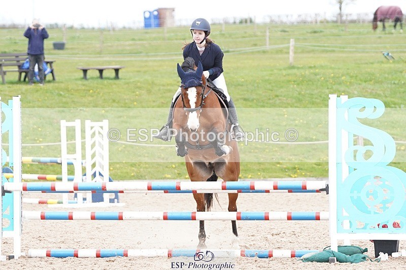 250414-134814-01002 - 90cm Round 2