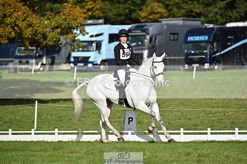 251024A-114504-09755 - G-565-Katie.Maddox