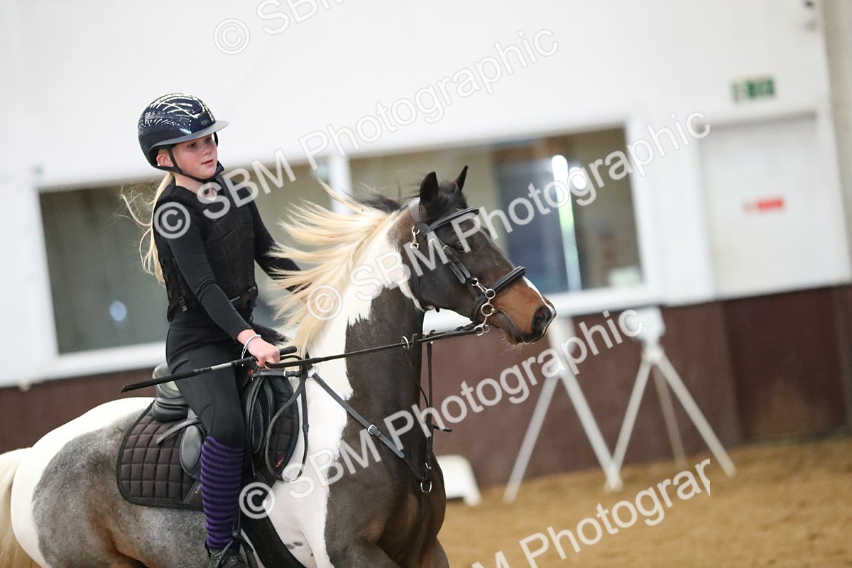 SBM_001844 - Class 3 - Horse & Hound