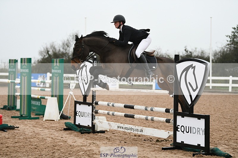 241103A-105157-07610 - SUN Cls 21 Snr Newcomers and 1.10m Open