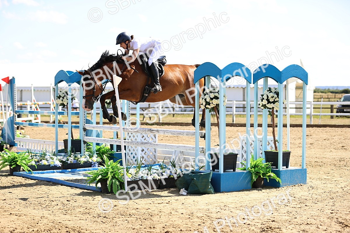 SBM_015321 - Class 16 - Senior foxhunter - 1.20m Open