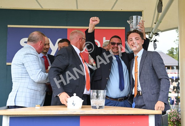 220825-042 Asgards Captain - Race 1 1.50pm Sky Bet Handicap